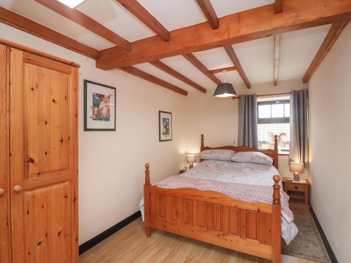 וויטבי Cow Byre Cottage מראה חיצוני תמונה